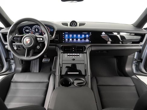 New 2026 Porsche Panamera image 19