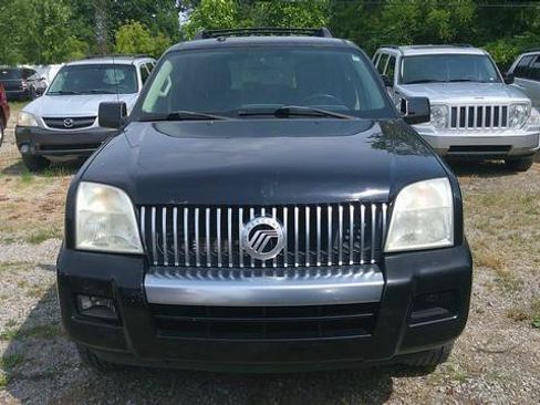 Used 2010 Mercury Mountaineer AWD image 2