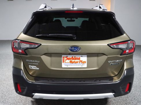 Used 2021 Subaru Outback Touring w/ Popular Package #2 AWD/4WD image 8