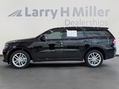 Used 2025 Dodge Durango GT AWD/4WD image 2
