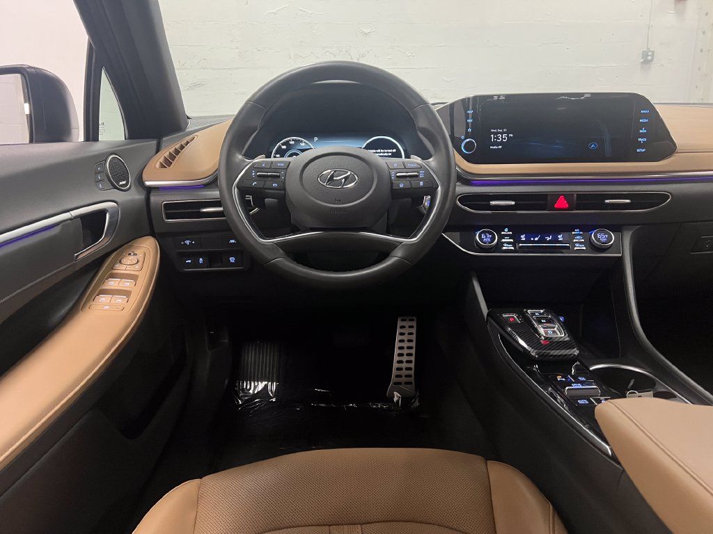 Used 2020 Hyundai Sonata Limited FWD image 15