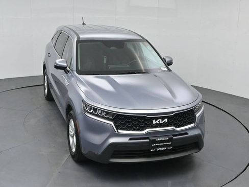 Certified 2023 Kia Sorento LX FWD image 40