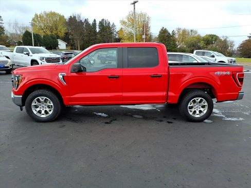 Used 2023 Ford F150 XLT image 2