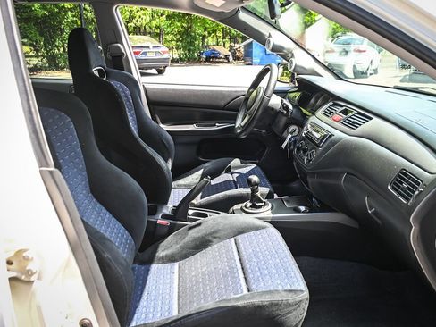 Used 2004 Mitsubishi Lancer Evolution RS AWD/4WD image 18