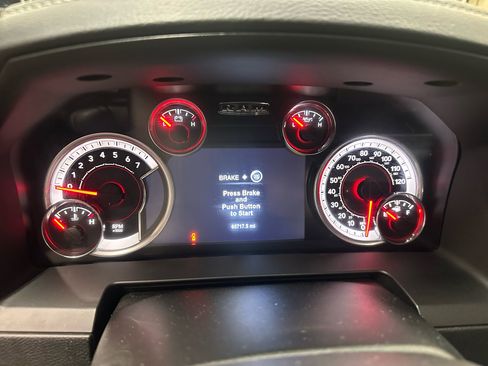 Used 2018 RAM 1500 Sport w/ Convenience Group image 7