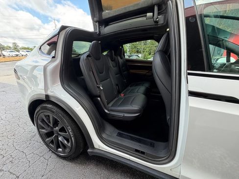 Used 2023 Tesla Model X AWD/4WD image 31