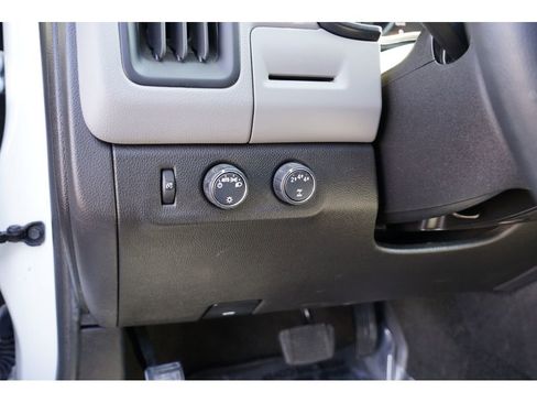 Used 2018 Chevrolet Colorado W/T w/ WT Convenience Package image 16