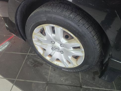 Used 2010 Nissan Sentra 2.0 S w/ Convenience Pkg image 26