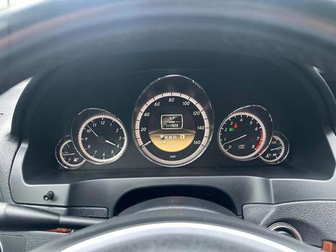 Used 2012 Mercedes-Benz E 350 4MATIC Coupe image 22
