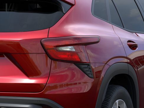 New 2026 Chevrolet Trax LS w/ LS Convenience Package FWD image 11