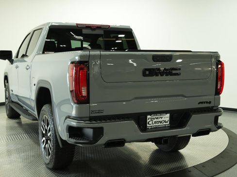 Used 2025 GMC Sierra 1500 AT4 w/ AT4 Premium Package AWD/4WD image 5