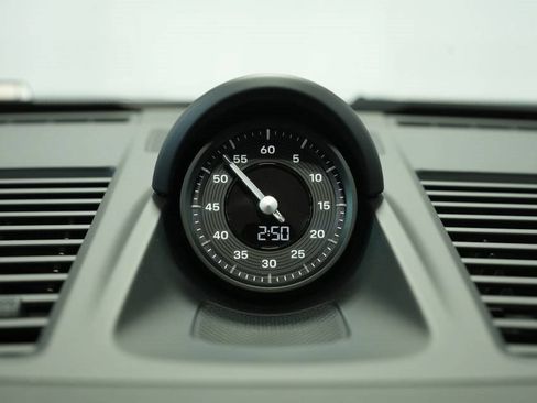 Certified 2026 Porsche 911 Carrera image 36