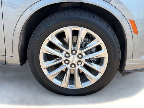 Used 2021 Cadillac XT6 Premium Luxury FWD image 12