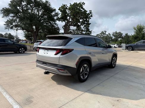 Used 2025 Hyundai Tucson SEL FWD image 6