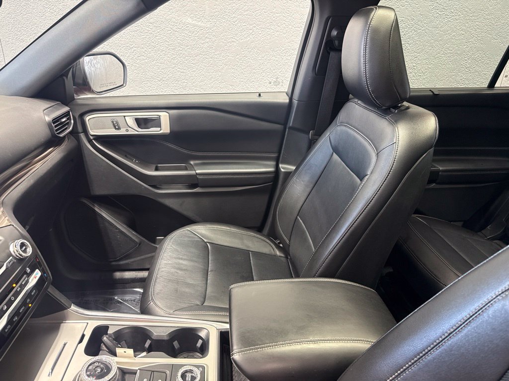 Used 2020 Ford Explorer Limited AWD/4WD image 14