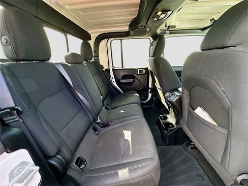 Used 2020 Jeep Gladiator Sport w/ Quick Order Package 24S image 24