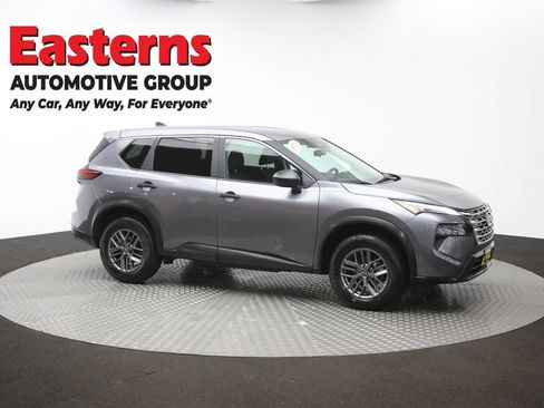 Used 2024 Nissan Rogue S AWD/4WD image 47