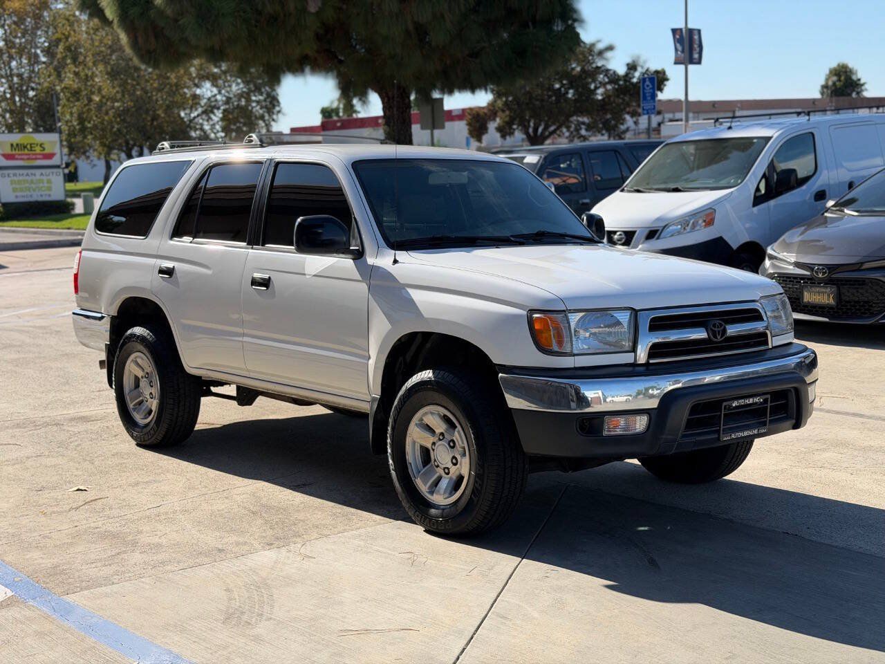 Used 2000 Toyota 4Runner 2WD w/ Upgrade Value Pkg 1 image 6