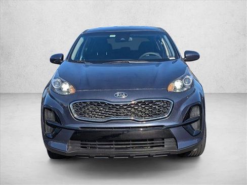 Used 2022 Kia Sportage LX image 2