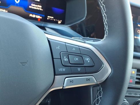 Used 2022 Volkswagen Taos SE image 22