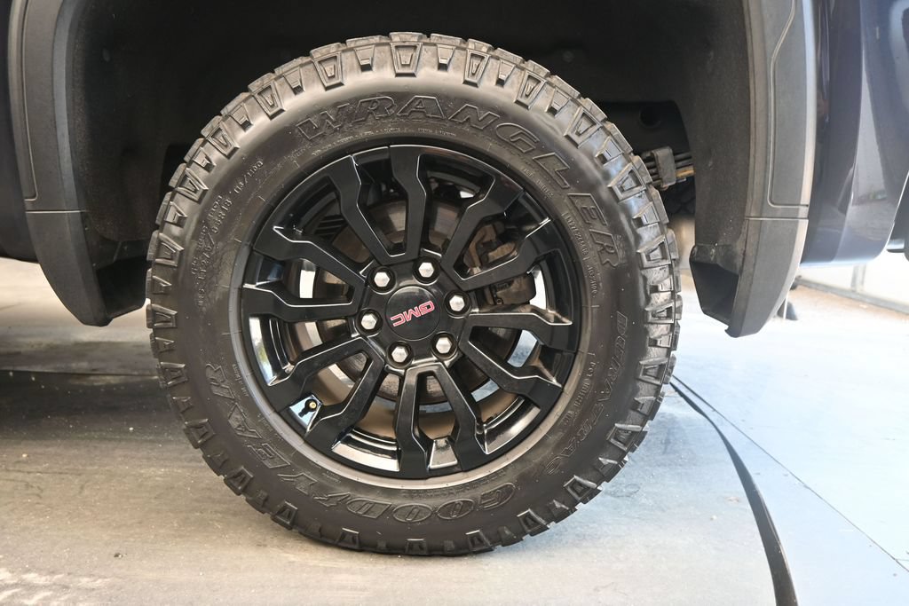 Used 2022 GMC Sierra 1500 AT4X AWD/4WD image 12
