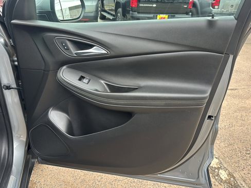 Used 2023 Buick Encore GX Select image 19