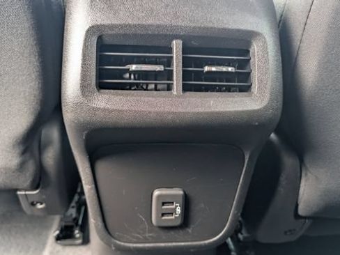 Used 2019 Chevrolet Equinox LT AWD/4WD image 14