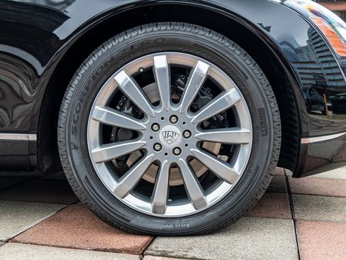 Used 2009 Maybach 62 S RWD image 55