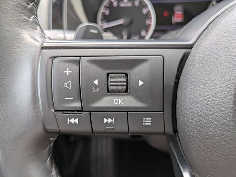 Certified 2025 Nissan Pathfinder SV AWD/4WD image 24
