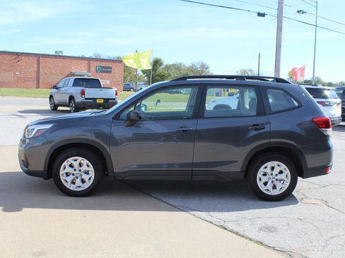 Used 2021 Subaru Forester image 9