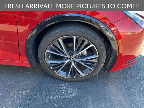 Used 2023 Toyota Prius Limited w/ Limited Premium Package image 10