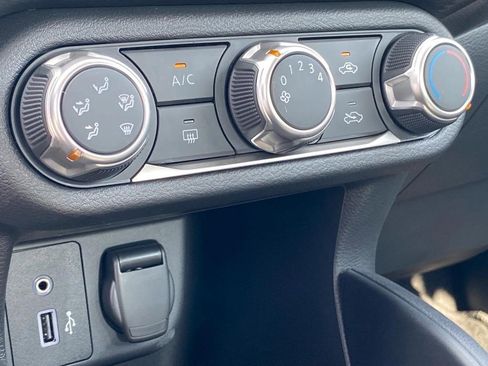 New 2025 Nissan Versa S w/ Trunk Package image 17