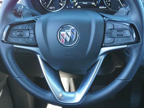 Used 2022 Buick Enclave Premium w/ Experience Buick Package image 32