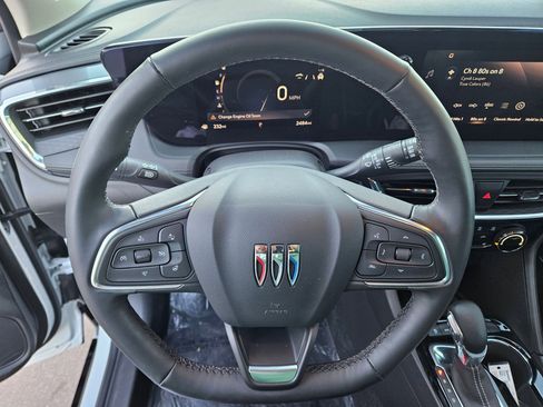 Used 2025 Buick Encore GX Sport Touring w/ Advanced Technology Package image 13