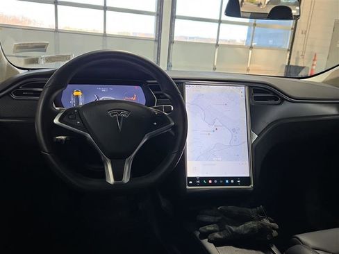 Used 2017 Tesla Model S 75D image 6