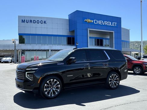Certified 2025 Chevrolet Tahoe High Country AWD/4WD image 1