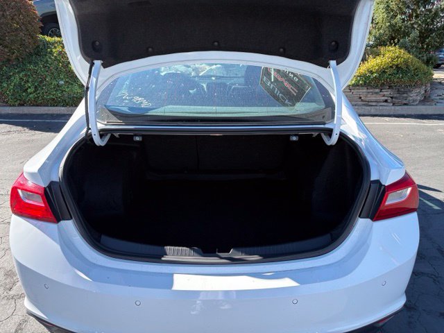 Used 2025 Chevrolet Malibu LT FWD image 6