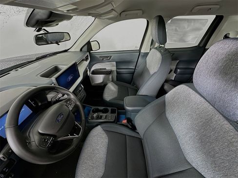 New 2026 Ford Maverick XLT w/ XLT Luxury Package image 11