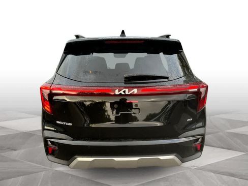 Certified 2026 Kia Seltos SX w/ SX Sunroof Package AWD/4WD image 7