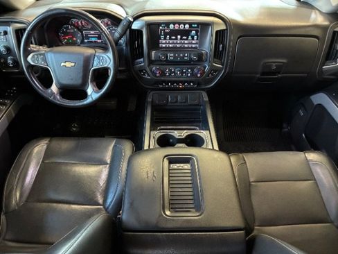 Used 2018 Chevrolet Silverado 1500 LTZ Z71 w/ LTZ Plus Package AWD/4WD image 15