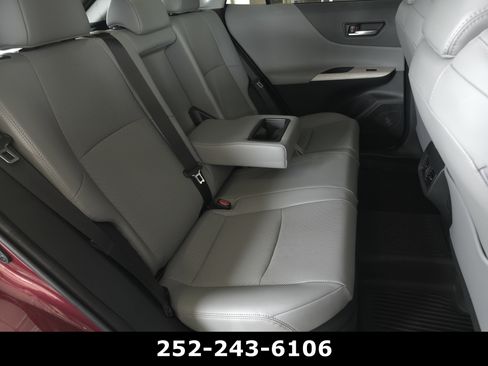 Used 2024 Toyota Venza Limited AWD/4WD image 39