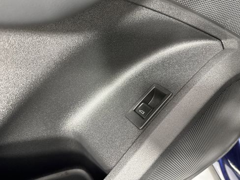 Used 2025 Audi Q5 Premium Plus w/ Premium Plus image 17