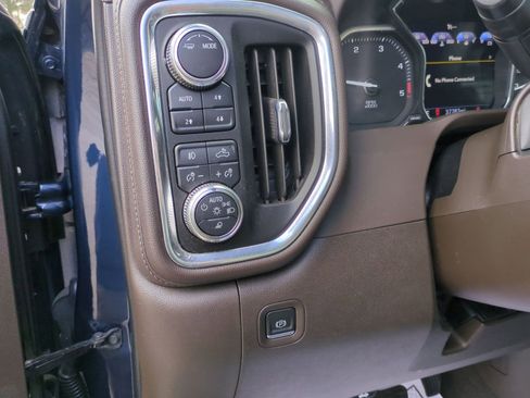 Certified 2023 GMC Sierra 2500 Denali image 18