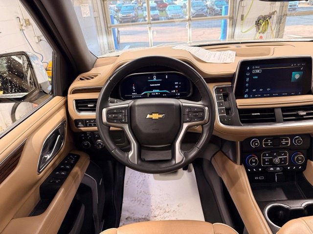 Used 2023 Chevrolet Tahoe Premier w/ Premium Package 2 AWD/4WD image 19