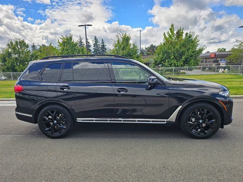 Used 2022 BMW X7 xDrive40i w/ Premium Package AWD/4WD image 6