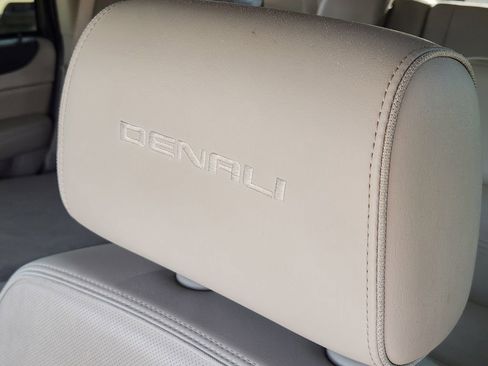 Used 2017 GMC Yukon Denali w/ Open Road Package image 20