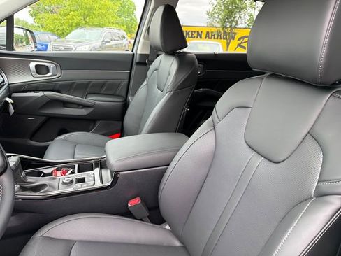 New 2026 Kia Sorento SX FWD image 18