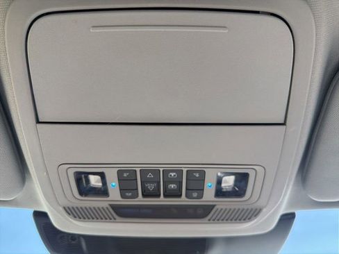 Certified 2023 Ford Explorer XLT w/ Equipment Group 202A AWD/4WD image 44