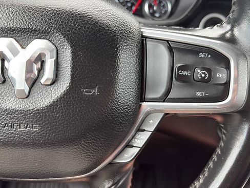 Used 2022 RAM 1500 Laramie AWD/4WD image 15