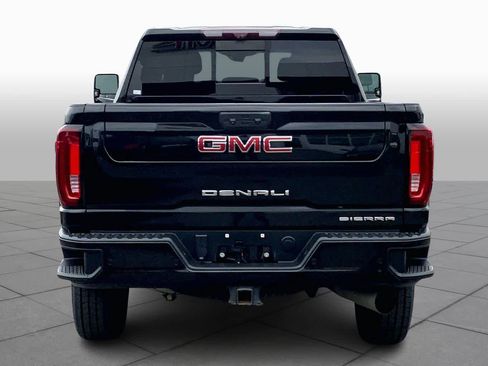 Used 2021 GMC Sierra 2500 Denali w/ Denali Black Diamond Edition image 5